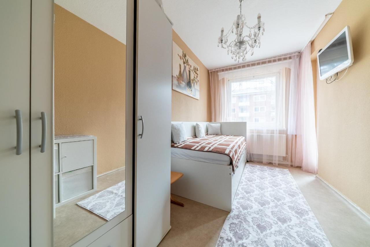 Apartment Private Sauer